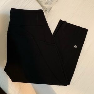 Lululemon cropped leggings